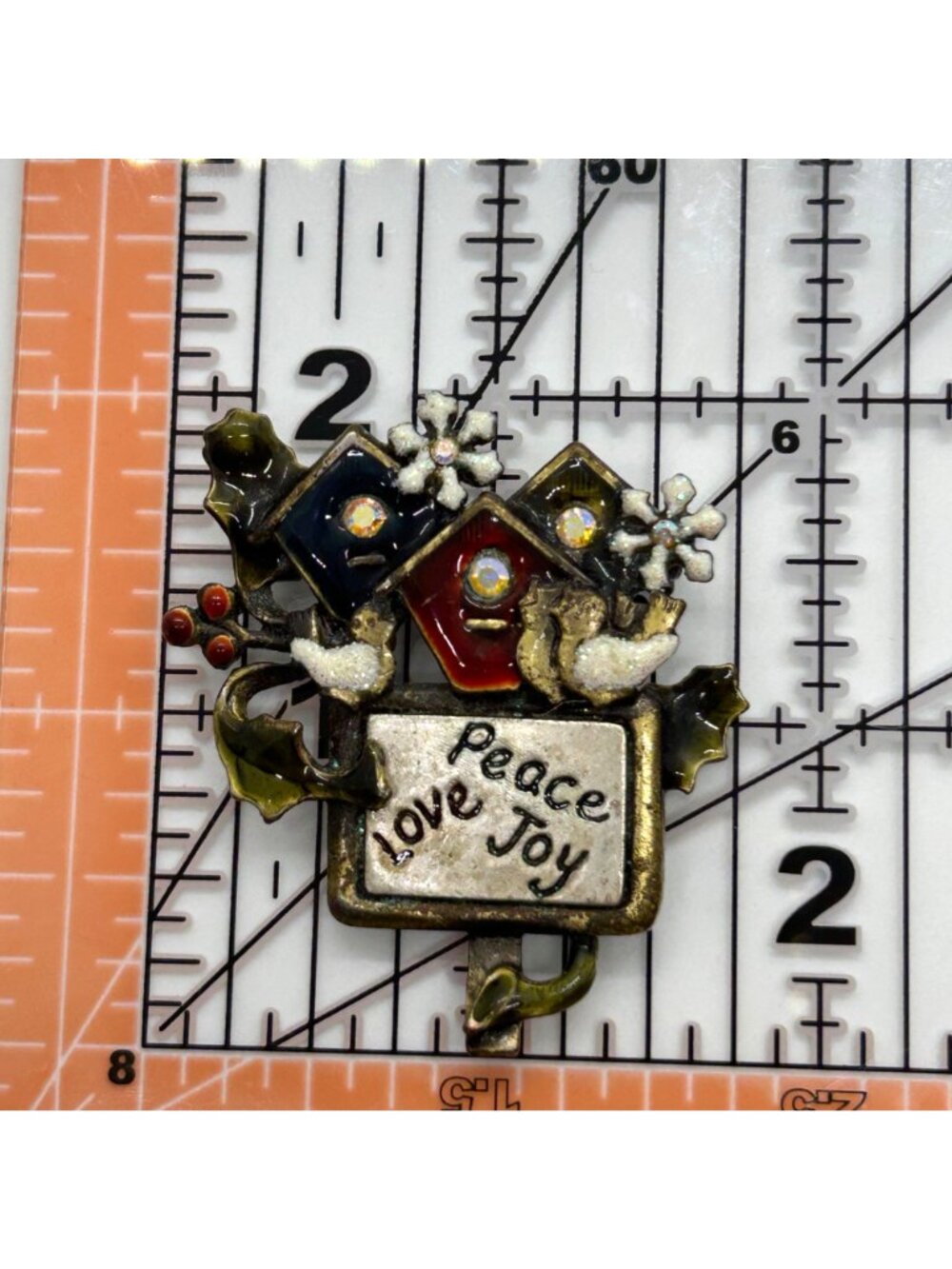 Vintage Kenneth Cole KC Christmas Birdhouse Brooch Pin Enamel Rhinestone Holiday - Picture 3 of 12
